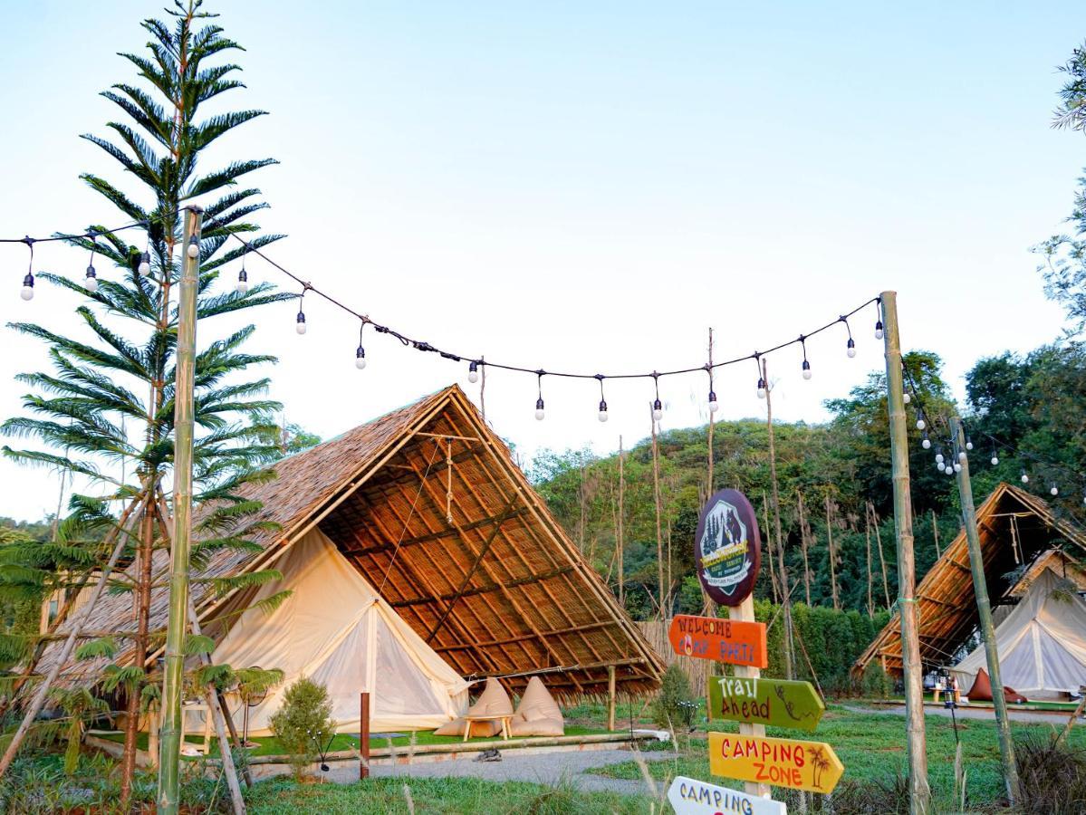 Yellowstone Camps Resort Khao Yai Pak Chong Exteriör bild