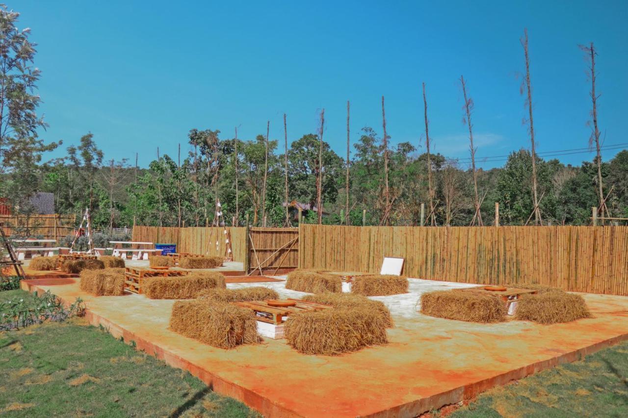 Yellowstone Camps Resort Khao Yai Pak Chong Exteriör bild